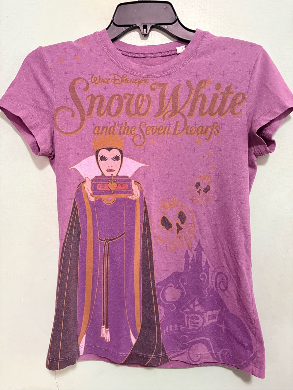 Disney Couture Snow White Evil Queen Poison Apple Size M